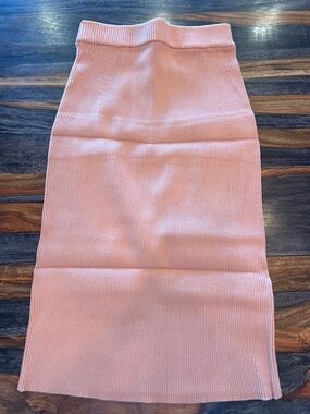 High-Rise Ribbed Midi Skirt in Light Pink